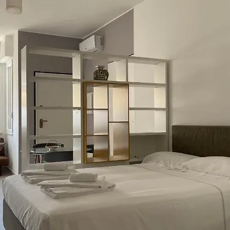 Givi Apartment